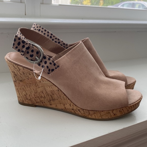 Universal Thread Wedges - Picture 4 of 10